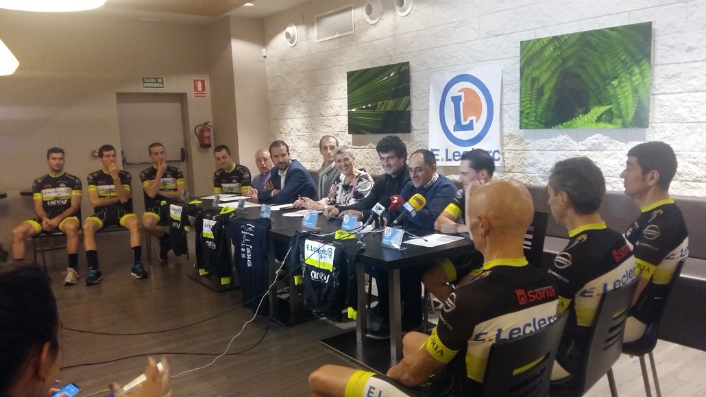 PRESENTACIÓN OFICIAL DE E.LECLERC CYCLING TEAM PRESENTACIÓN OFICIAL DE E.LECLERC CYCLING TEAM