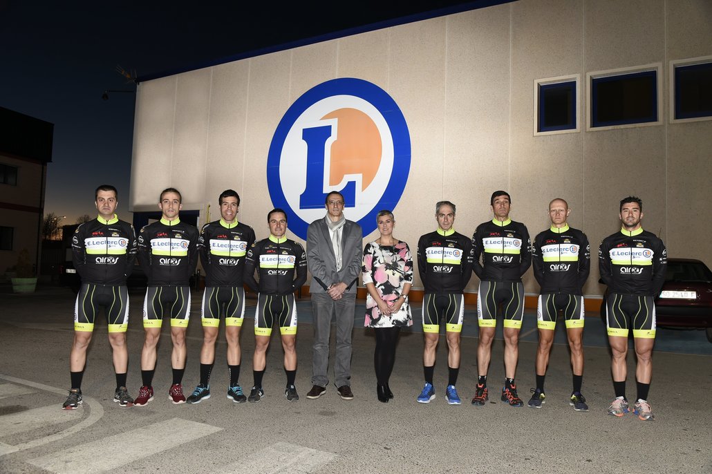 E.leclerc Soria con el equipo ciclista E.Leclerc Soria cycling team